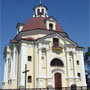 Костел 18 века на территории монастыря кармелитов